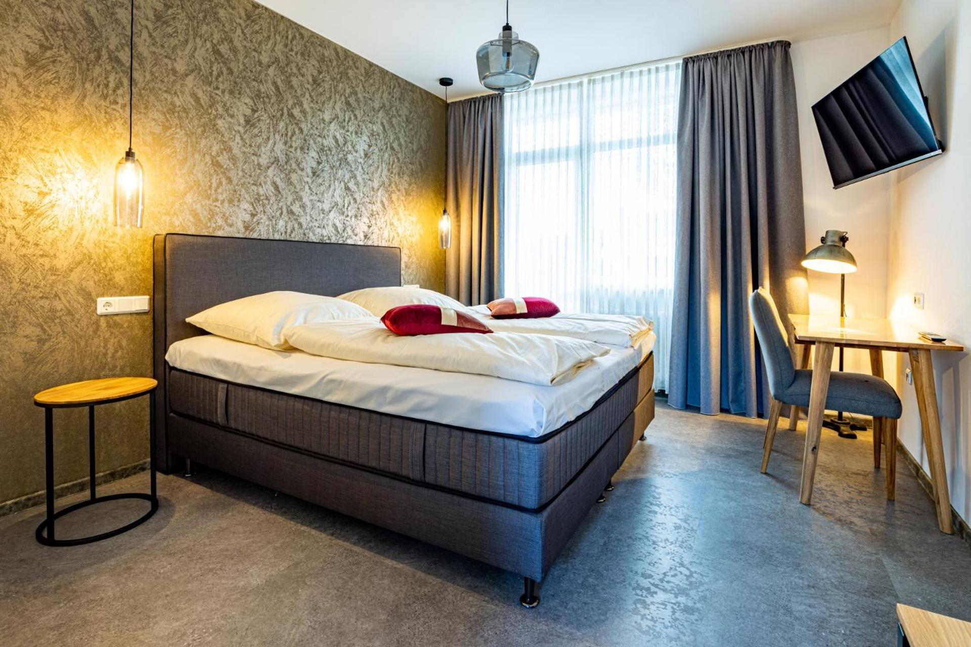 Hotel Eydt Kirchheim Кирххайм Екстериор снимка