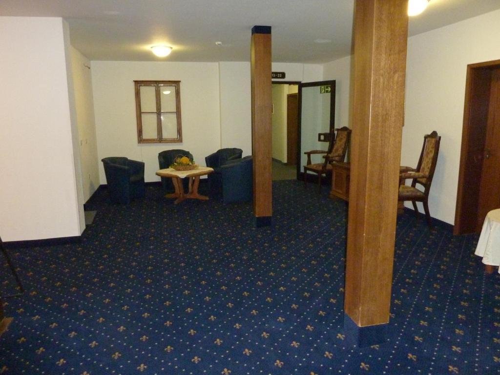 Hotel Eydt Kirchheim Кирххайм Екстериор снимка